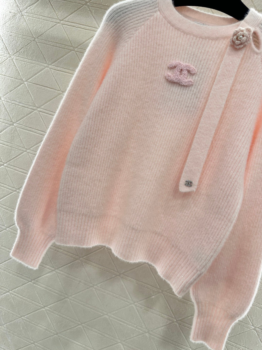 CHANEL 26S CREW NECK PULLOVER SWEATER 733