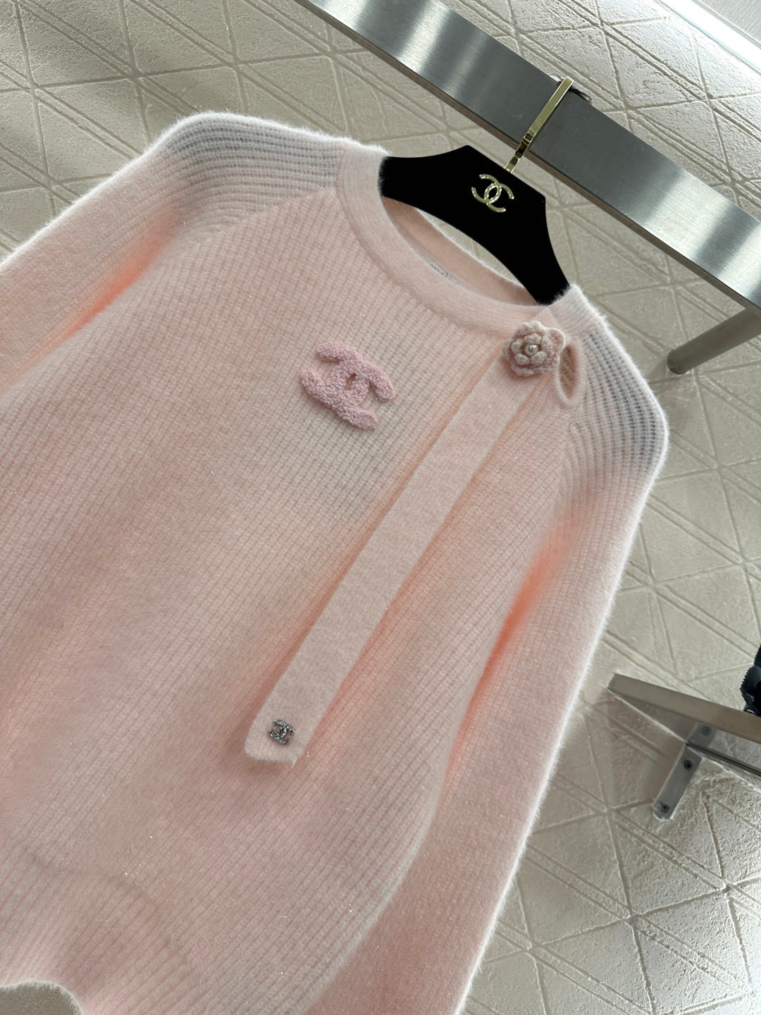 CHANEL 26S CREW NECK PULLOVER SWEATER 733