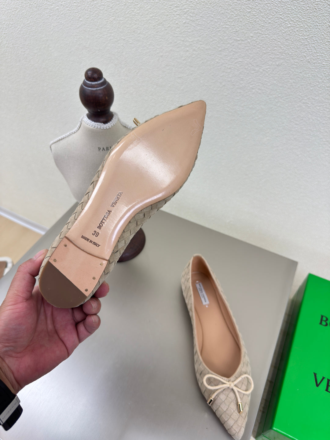 BOTTEGA VENETA BALLET FLAT IN LIGHT BROWN INTRECCIATO SUEDE WITH BOW