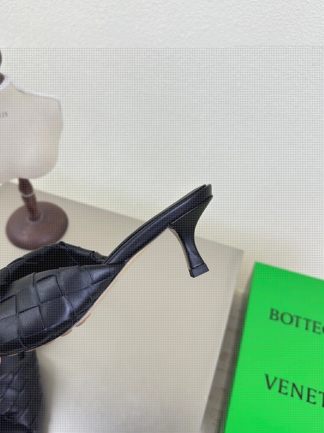 BOTTEGA VENETA BLINK HIGH 5 CM MULE IN BLACK INTRECCIATO LEATHER