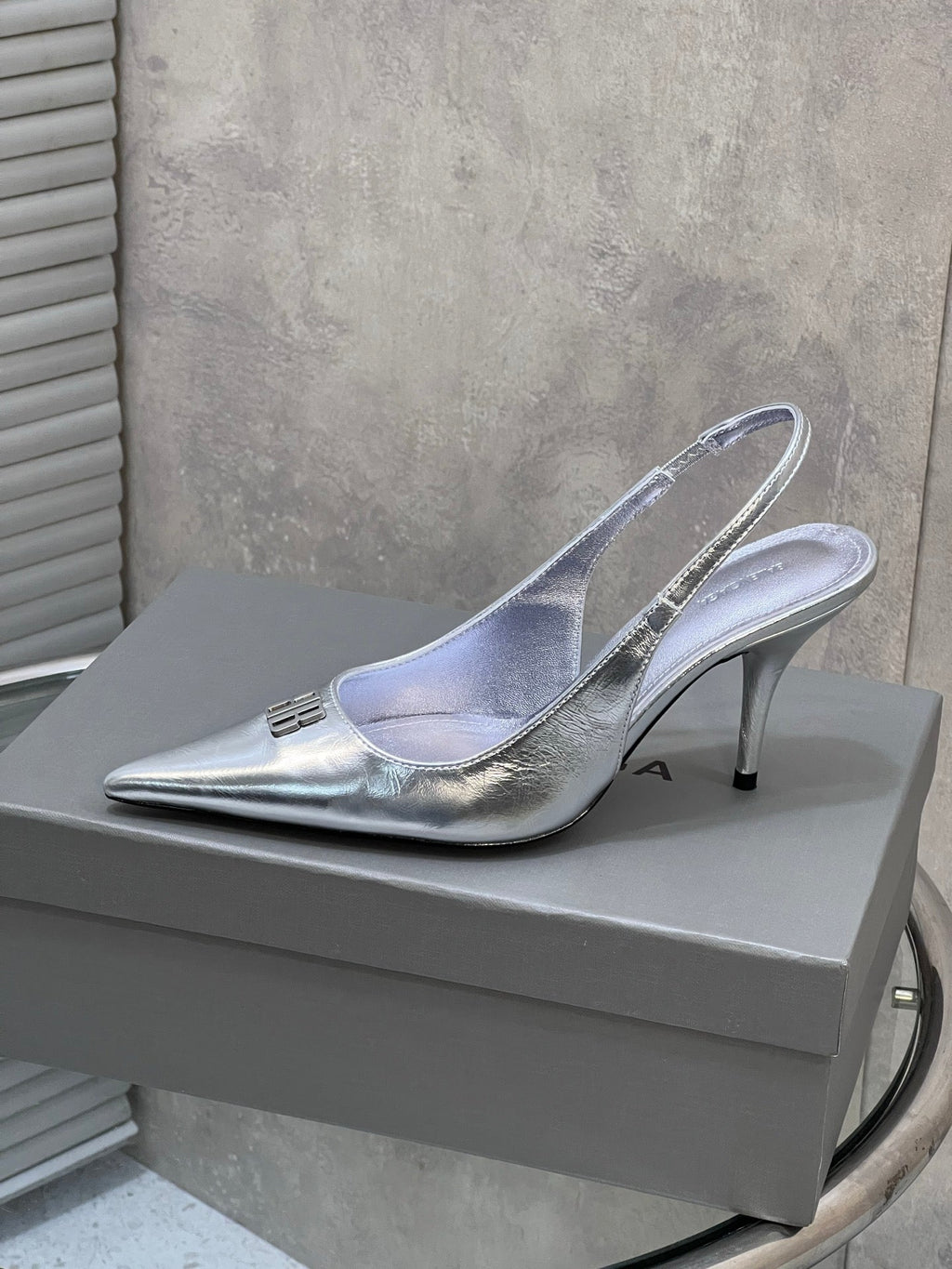 BALENCIAGA 25S HIGH-HEEL SLINGBACK 85 MM IN SILVER COW LEATHER