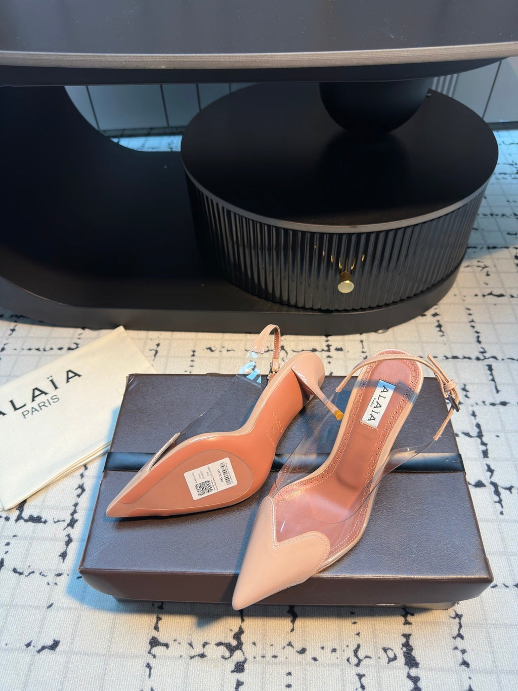 ALAIA HIGH SLINGBACK 25S 90 MM IN BEIGE CALFSKIN