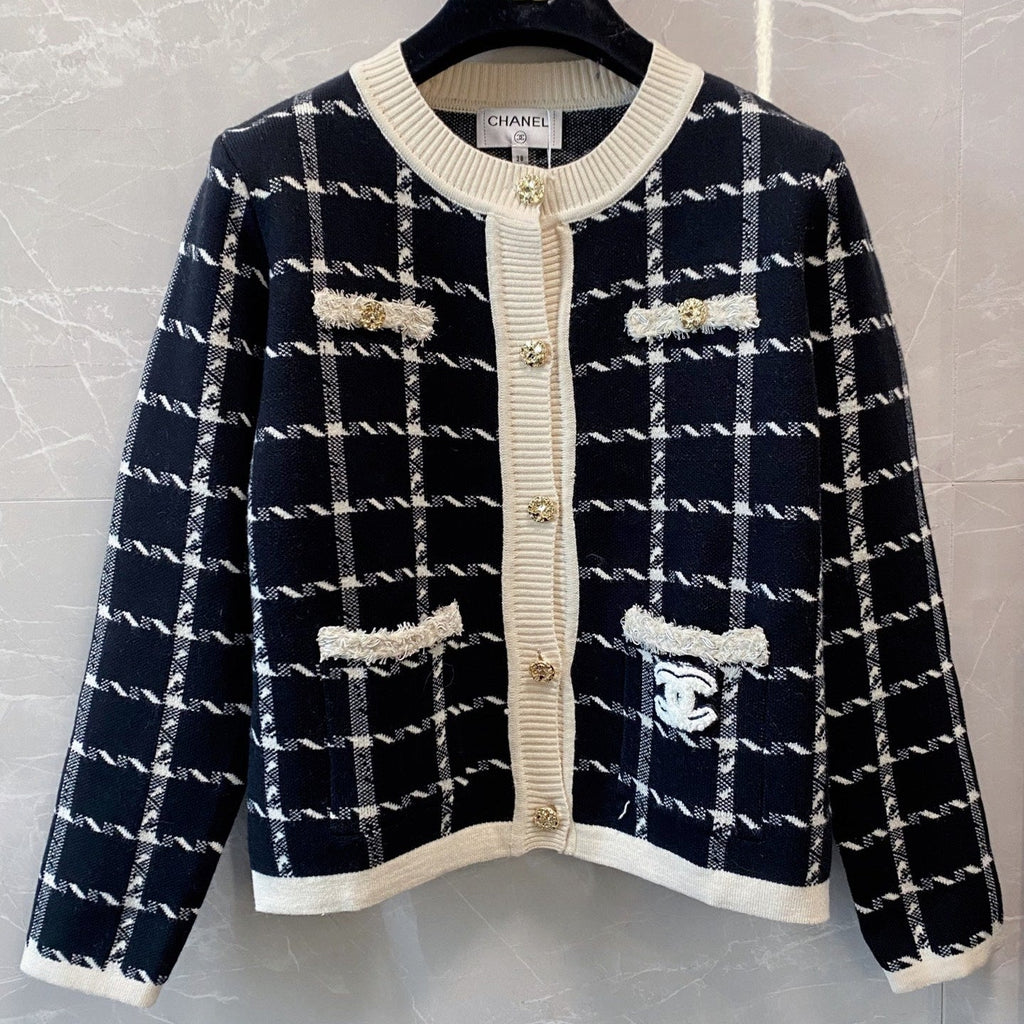 CHANEL 26S CARDIGAN JACKET 652