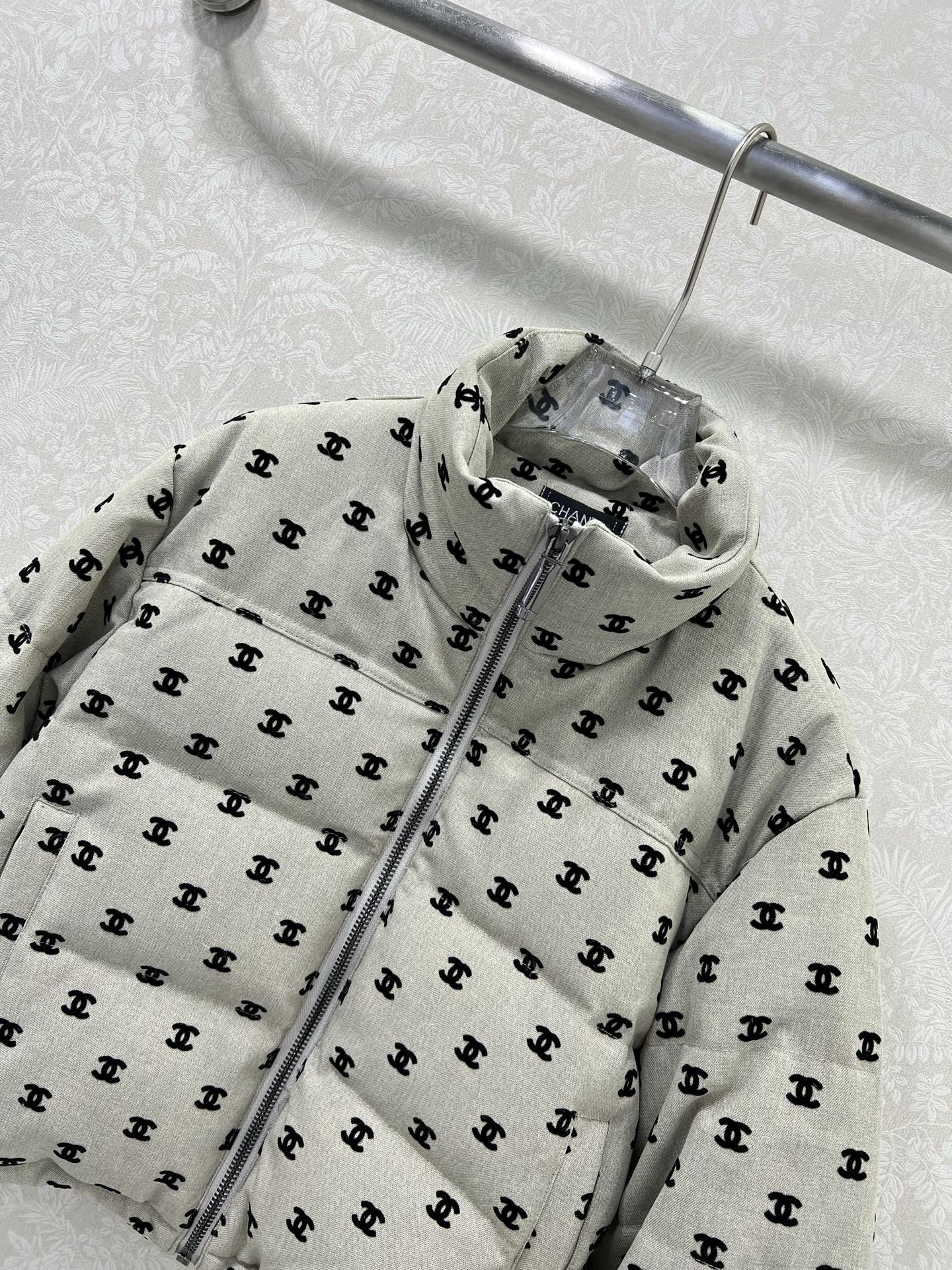 CHANEL 25S DOWN JACKET 311