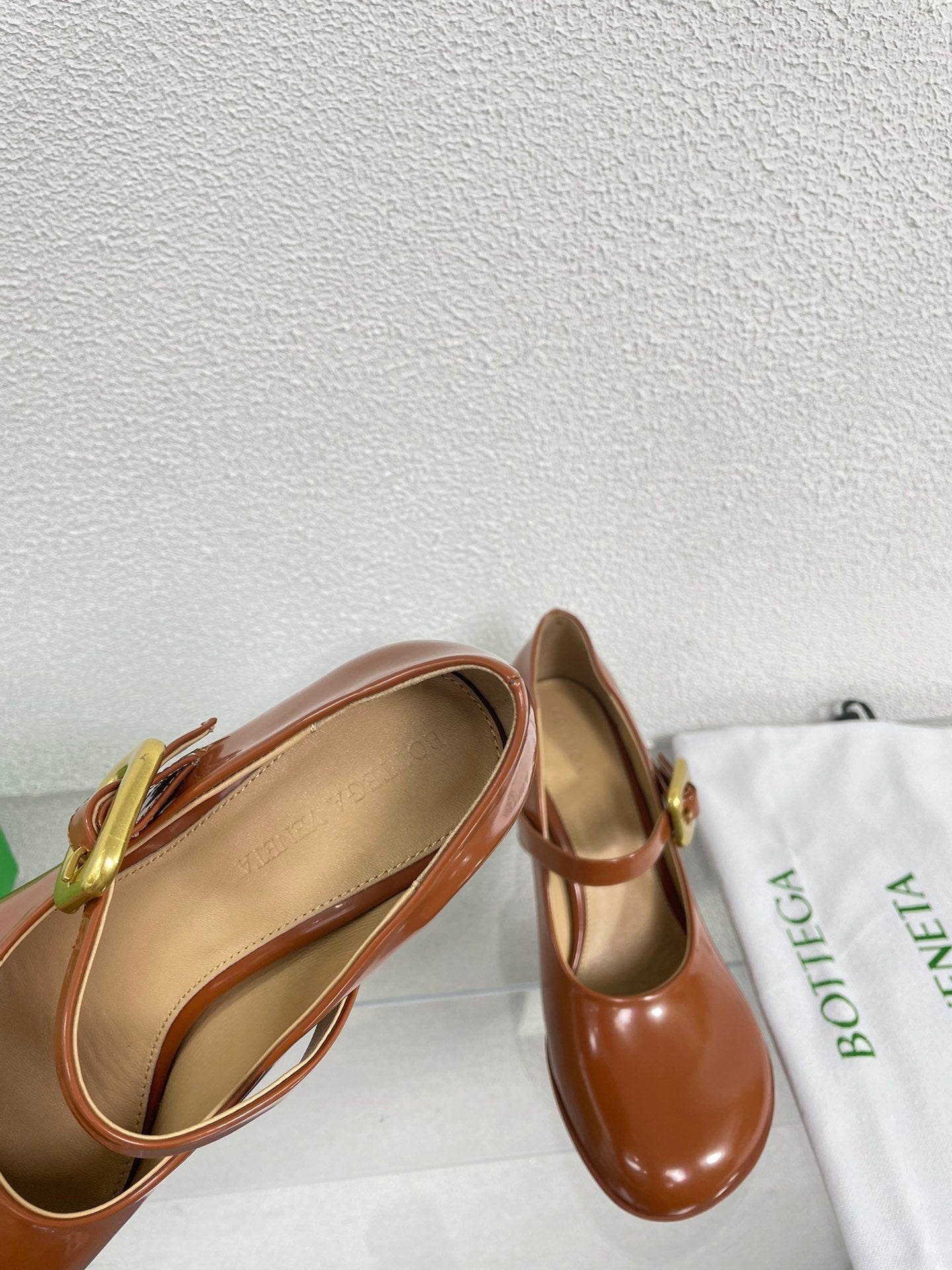 BOTTEGA VENETA ATOMIC MARY-JANE PUMP 9 CM IN BRONZE BROWN CALFSKIN