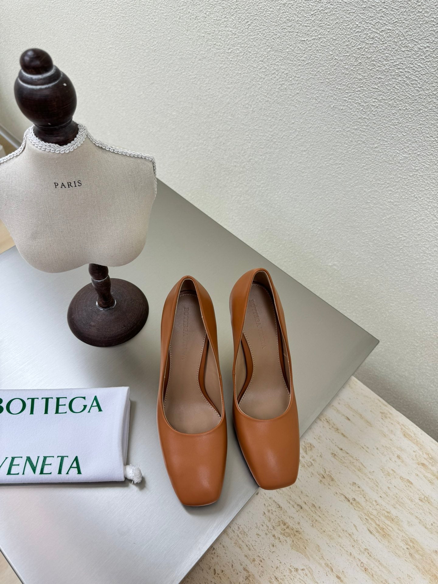 BOTTEGA VENETA KNOT HIGH PUMP IN BRONZE BROWN AND GOLD METAL HEEL 9 CM