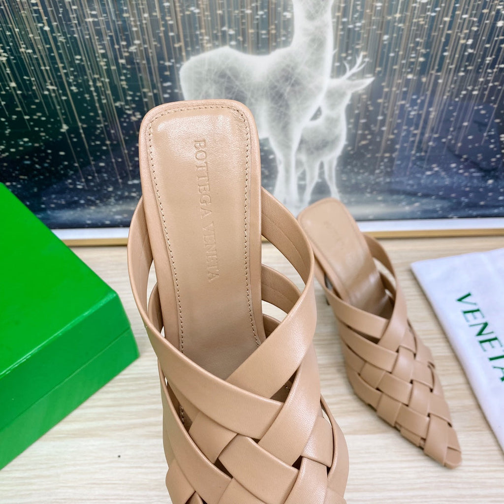BOTTEGA VENETA ALFIE LEATHER HIGH MULES IN CAMEL BEIGE CALFSKIN WITH WOVEN DESIGN
