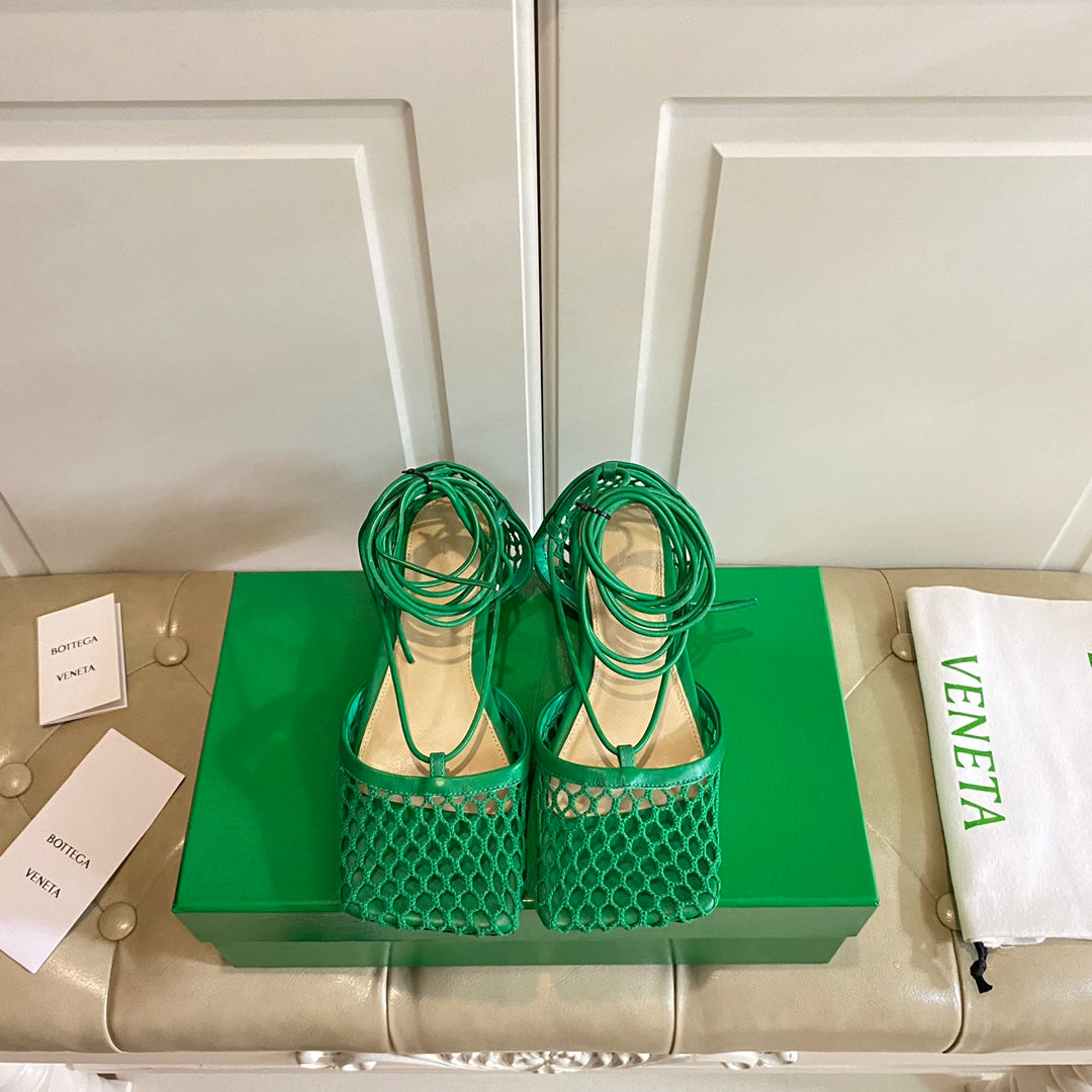 BOTTEGA VENETA STRETCH LACE-UP FLAT SANDAL IN COOL GREEN METALLIZED MESH AND LEATHER