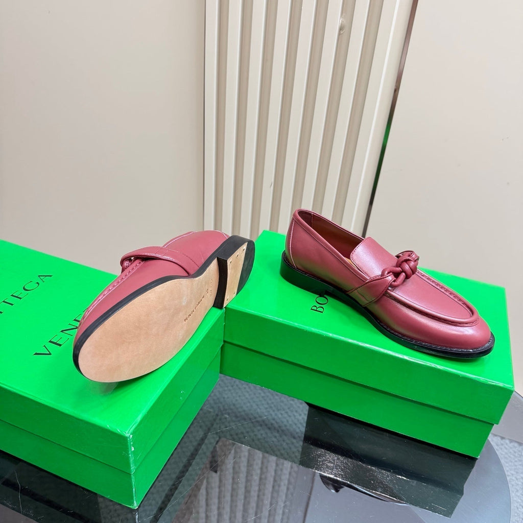 BOTTEGA VENETA ASTAIRE LOAFER IN BERRY RED CALFSKIN