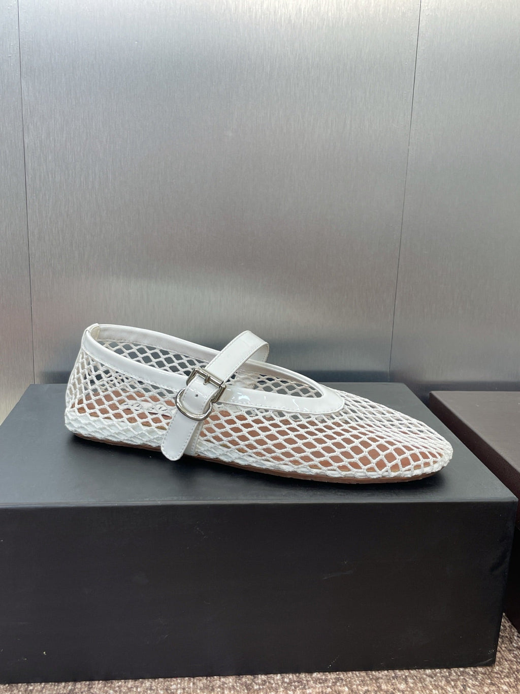ALAIA MARY JANE FLAT 25S IN WHITE MESH CALFSKIN